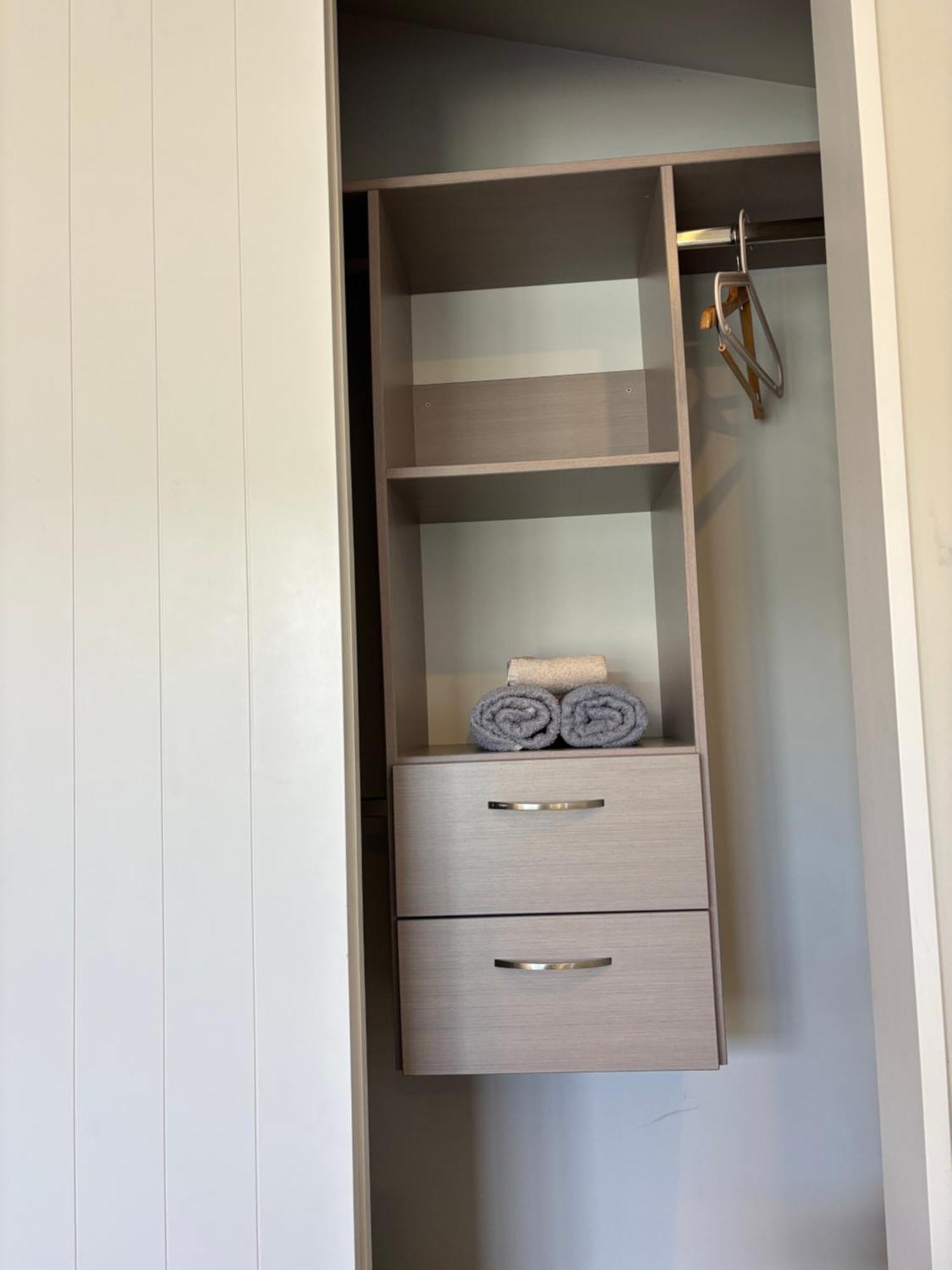 אוקלנד Bright Room With A Deck In Milford מראה חיצוני תמונה